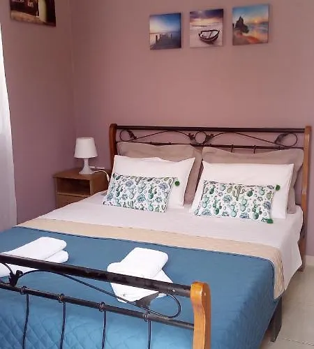 Iris's With Parking Lejlighed *